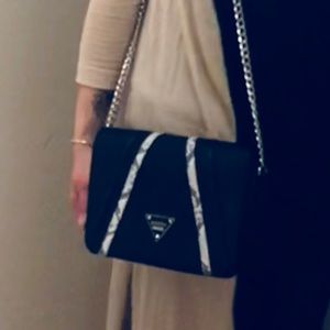 Crossbody bag